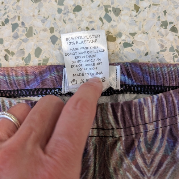 NWT Lotus Leggings, Peacock Feather Print - Picture 5 of 7